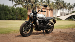 Brixton Crossfire 500 X भारत में लॉन्च: 46.9 bhp पावर, ABS सेफ्टी और मॉडर्न-क्लासिक स्टाइल