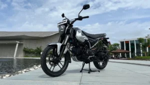 Bajaj Freedom 125 CNG ने बदली बाइक दुनिया, ₹1 प्रति किलोमीटर खर्च और 330 किमी रेंज के साथ मचाया धमाल