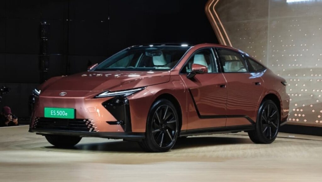 Lexus ES Electric