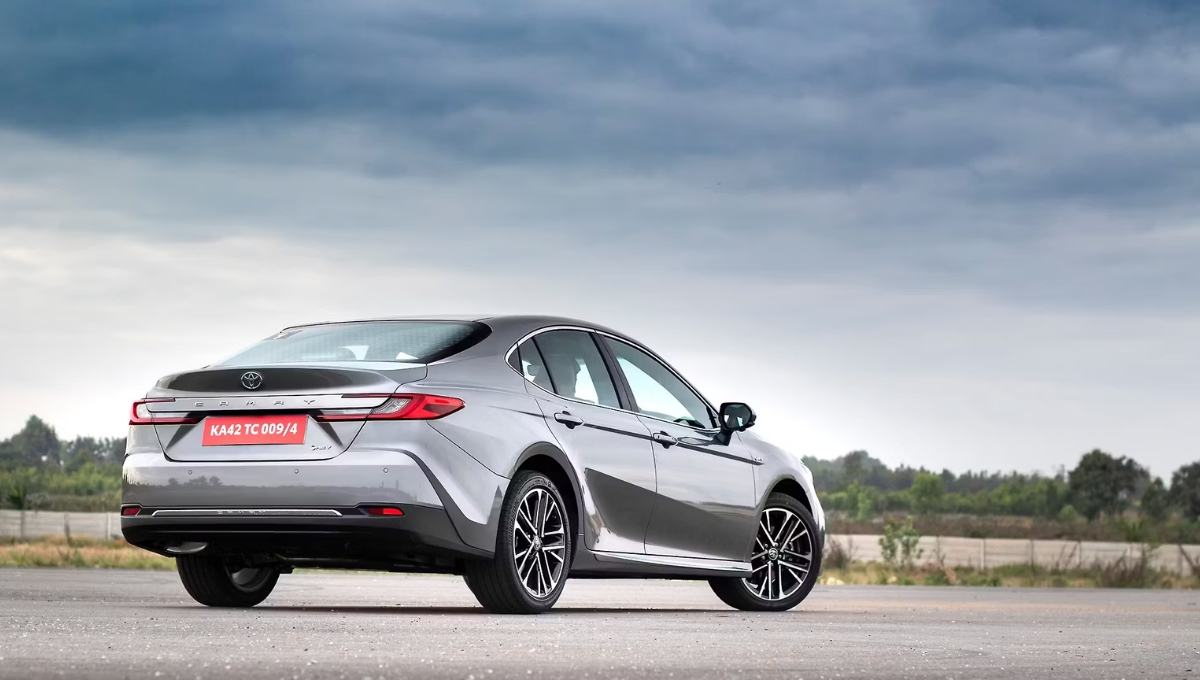 Toyota Camry 