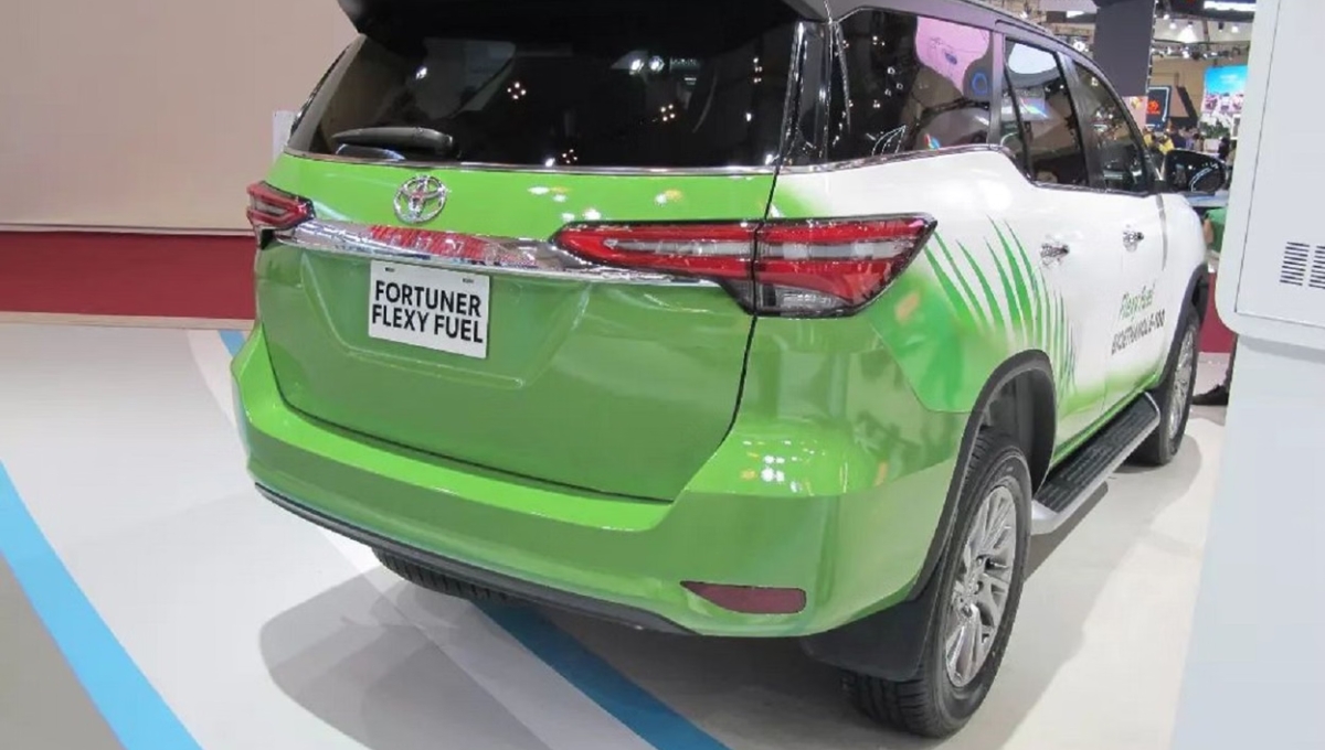 Toyota Fortuner Flex Fuel Concept