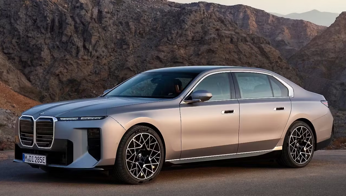 BMW i7